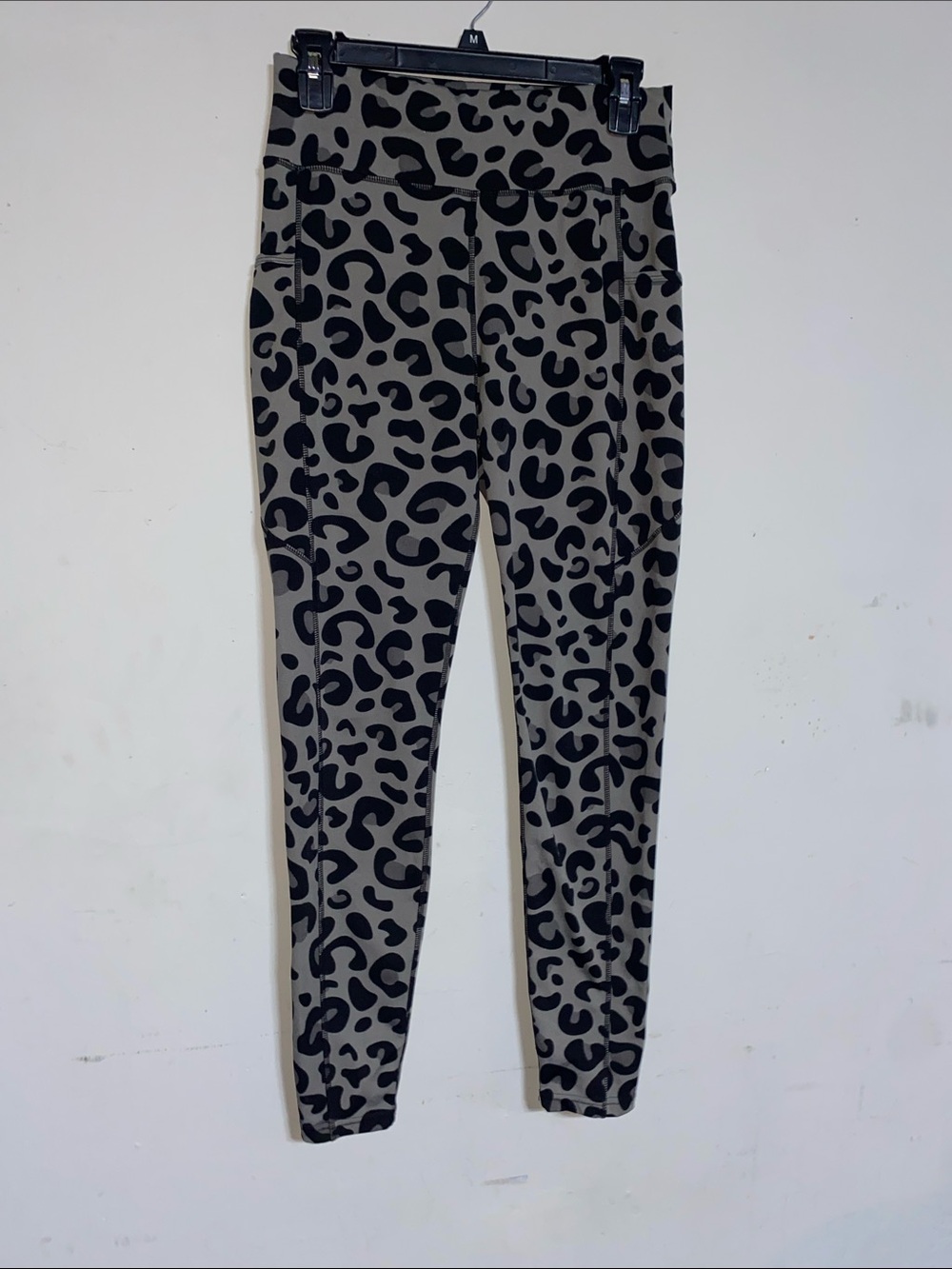 POP Fit Black Leopard Print Leggings on Taupe